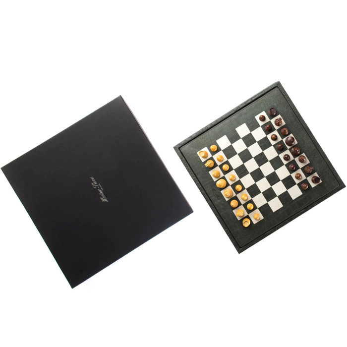 Exclusive chess made of leather "Alligator" hacks